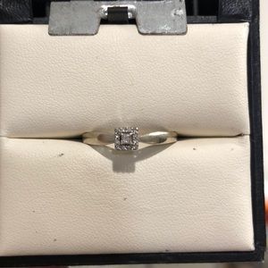 WHITE GOLD RING // SIZE 8